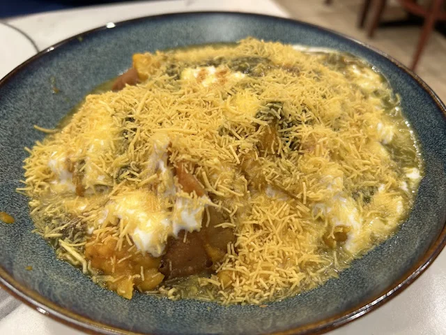 Aloo Tikki Chaat